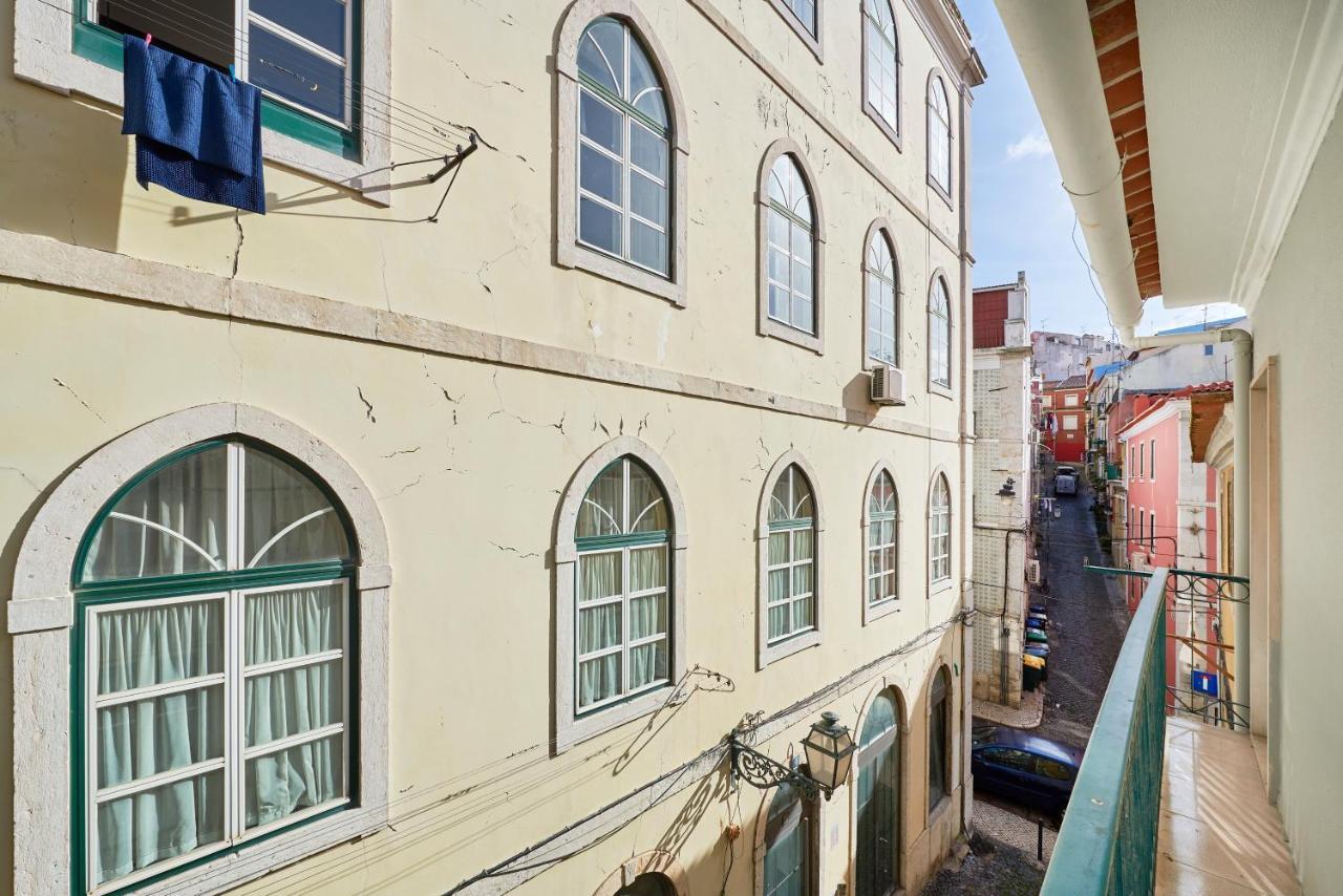 Charming Apartment In Historic Center リスボン エクステリア 写真